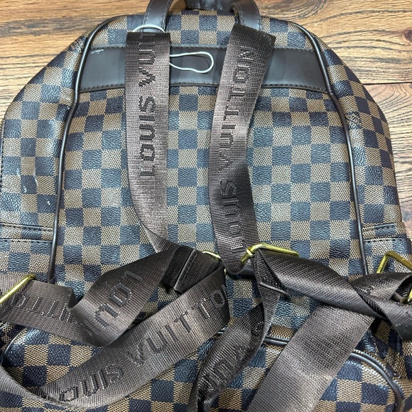 Louie inspired checkered bag. - Picture 2 of 3
